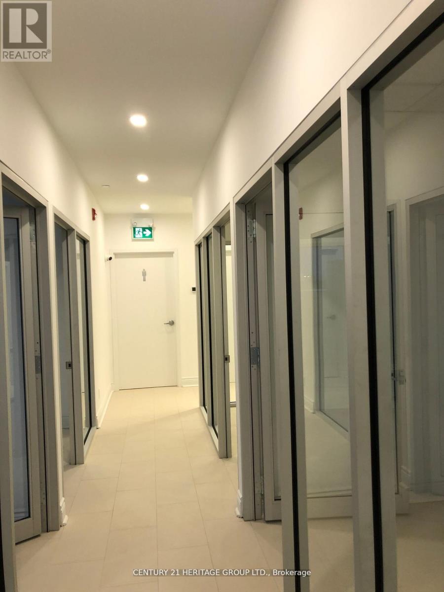 208 - 2875 14th Avenue, Markham, Ontario  L3R 0H9 - Photo 7 - N13663814
