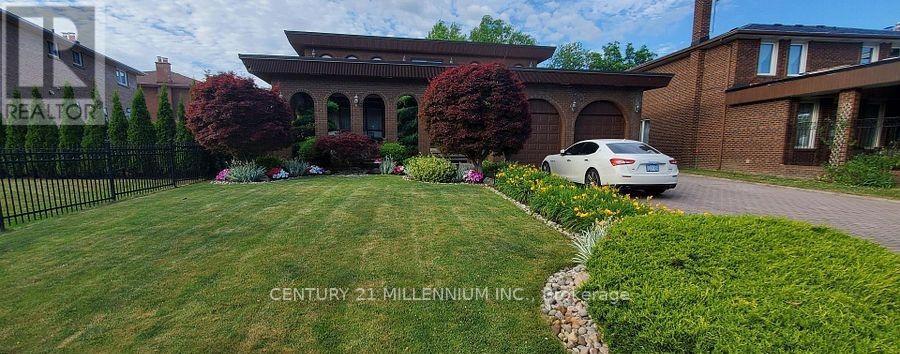 44 WIGWOSS DRIVE, Vaughan, Ontario