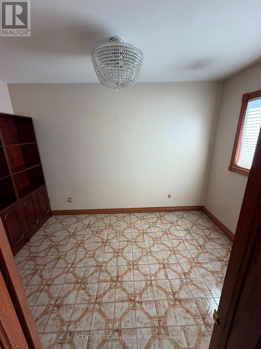 44 Wigwoss Drive, Vaughan, Ontario L4L 2P8 - Photo 15 - N13663816