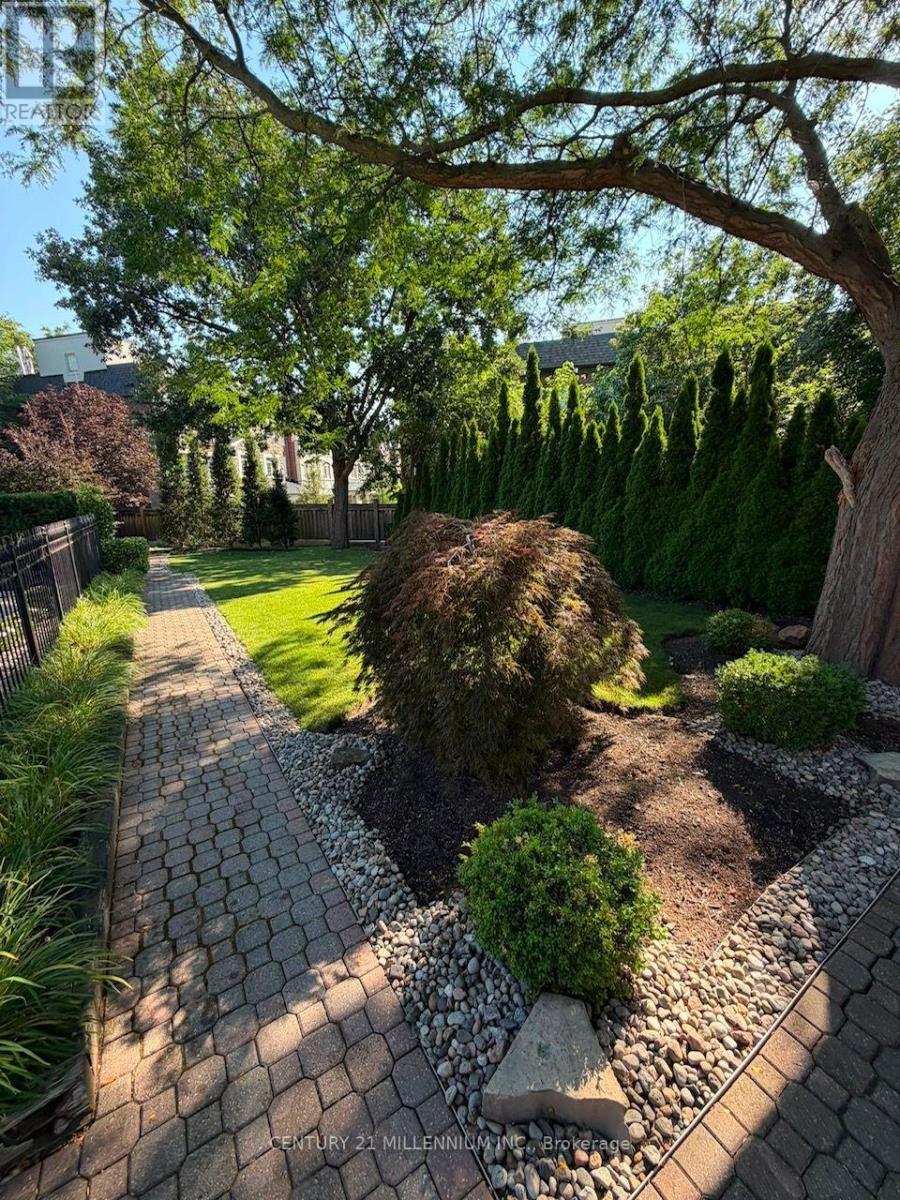 44 Wigwoss Drive, Vaughan, Ontario L4L 2P8 - Photo 24 - N13663816