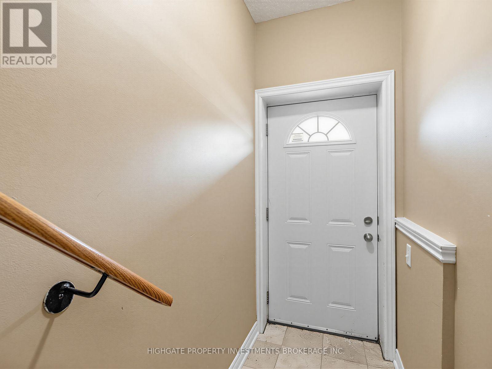 20 - 10480 Islington Avenue, Vaughan, Ontario  L0J 1C0 - Photo 2 - N13663832
