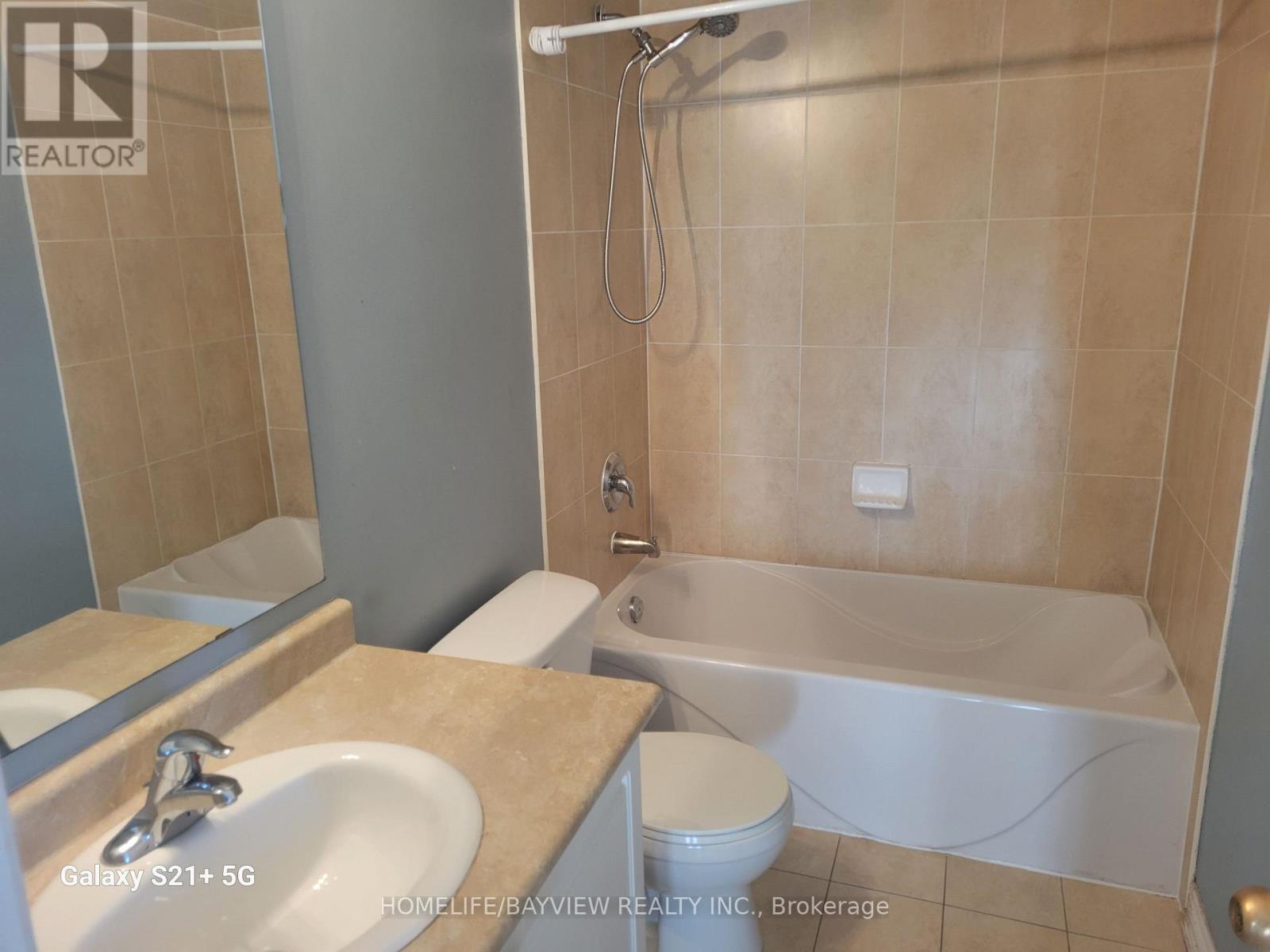 18 Asner(Main And Second Floor) Avenue, Vaughan, Ontario  L6A 0W6 - Photo 11 - N13663862