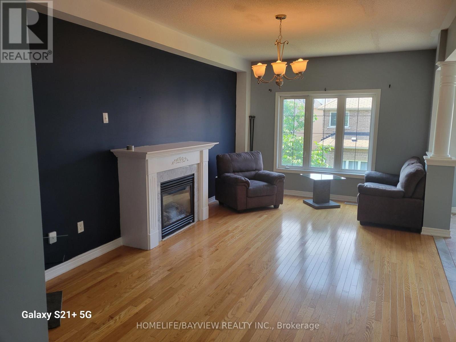 18 Asner(Main And Second Floor) Avenue, Vaughan, Ontario  L6A 0W6 - Photo 4 - N13663862