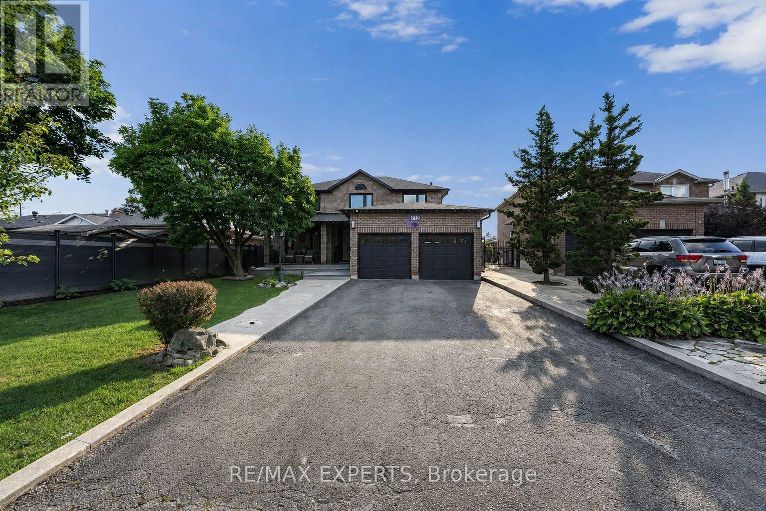 212 BORDEAUX DRIVE, Vaughan, Ontario