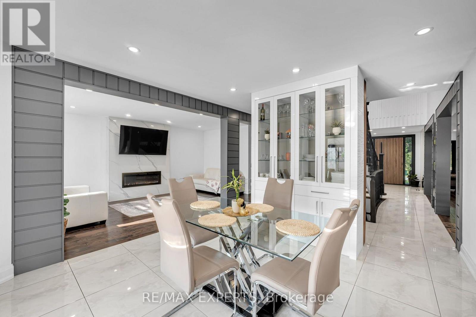 212 Bordeaux Drive, Vaughan, Ontario  L4L 8B6 - Photo 18 - N13664004