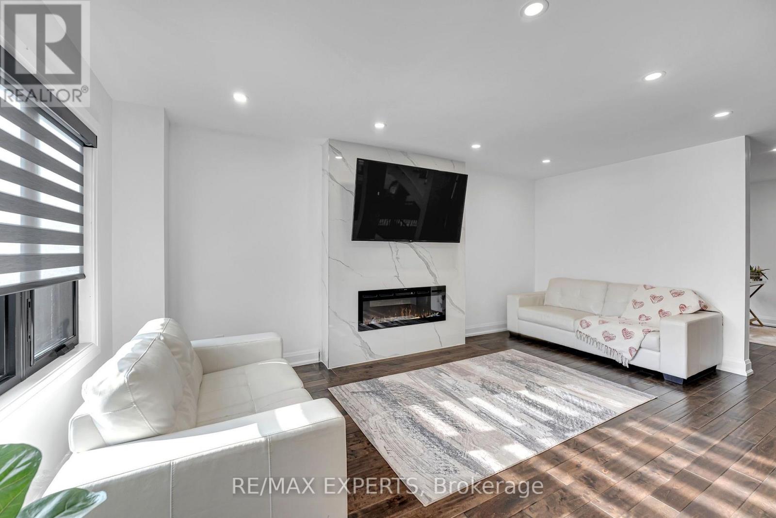 212 Bordeaux Drive, Vaughan, Ontario  L4L 8B6 - Photo 19 - N13664004