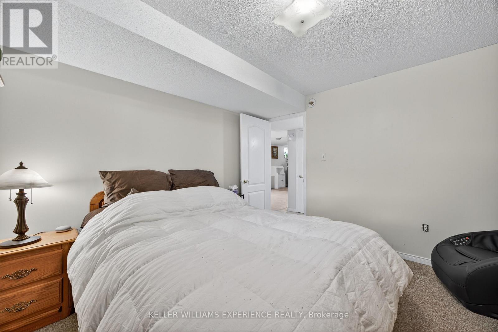 16 Larkin Drive, Barrie, Ontario  L4M 7A9 - Photo 36 - S13663954