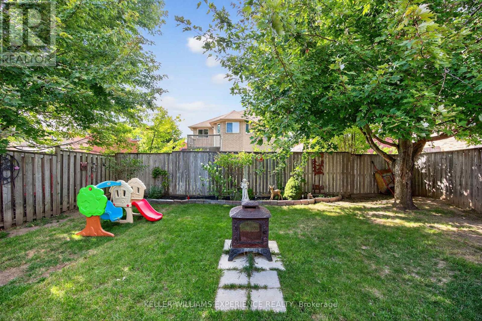 16 Larkin Drive, Barrie, Ontario  L4M 7A9 - Photo 45 - S13663954