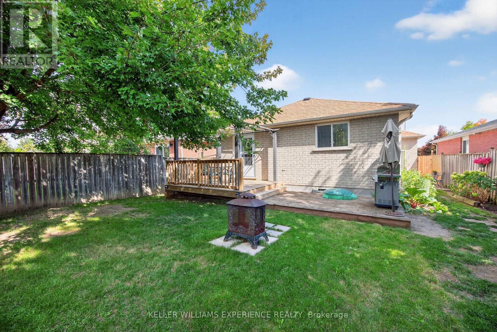 16 Larkin Drive, Barrie, Ontario  L4M 7A9 - Photo 47 - S13663954