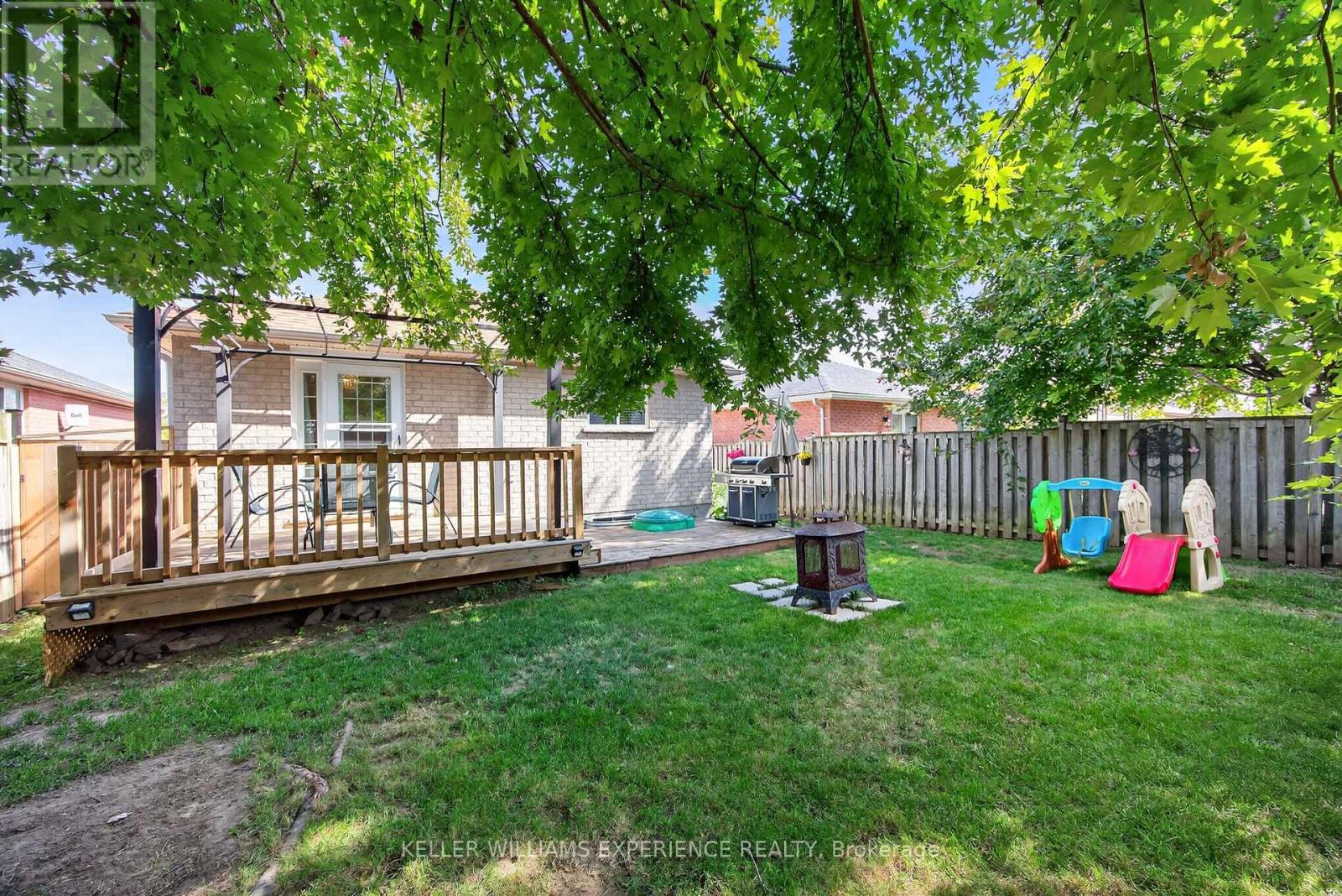 16 Larkin Drive, Barrie, Ontario  L4M 7A9 - Photo 48 - S13663954