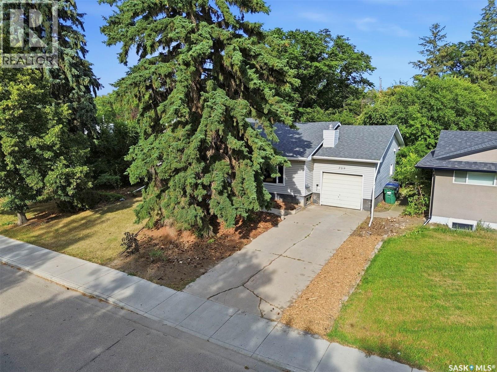 709 Cumberland Avenue S, Saskatoon, Saskatchewan  S7H 2L5 - Photo 39 - SK045243