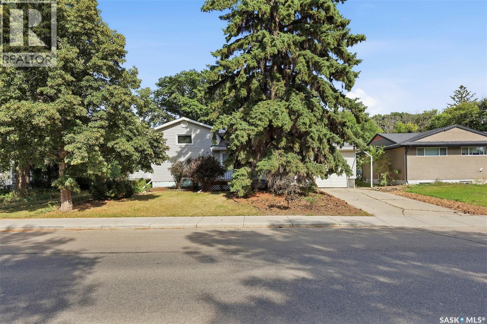 709 Cumberland Avenue S, Saskatoon, Saskatchewan  S7H 2L5 - Photo 45 - SK045243