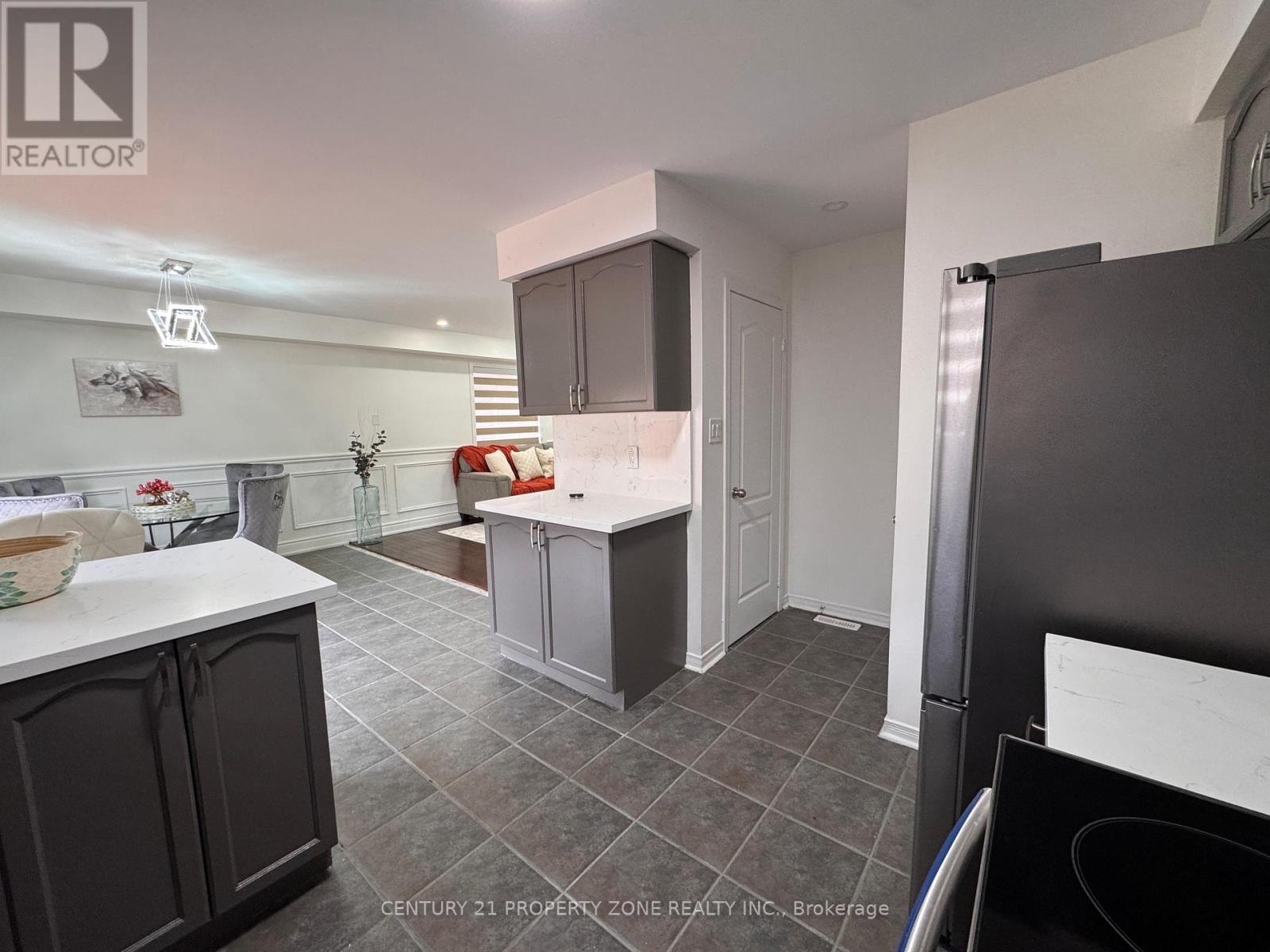 84 Tideland Drive, Brampton, Ontario  L7A 2W1 - Photo 11 - W13663844