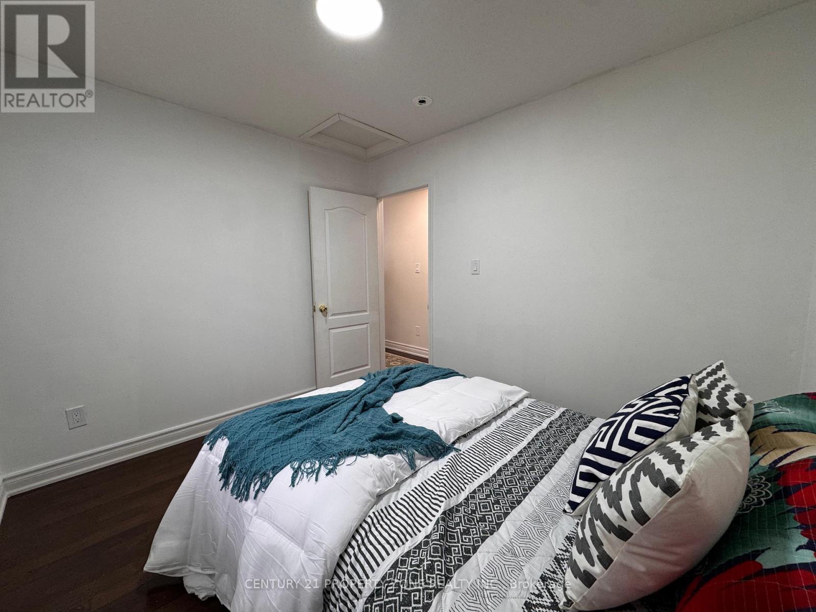 84 Tideland Drive, Brampton, Ontario  L7A 2W1 - Photo 23 - W13663844