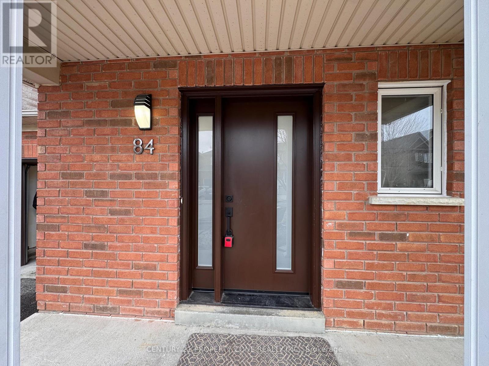84 Tideland Drive, Brampton, Ontario  L7A 2W1 - Photo 3 - W13663844