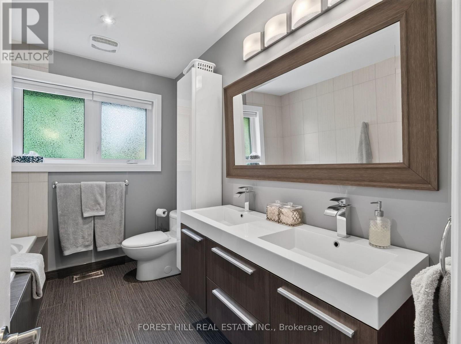 34 Mitre Place, Toronto, Ontario  M9R 3C4 - Photo 18 - W13663852