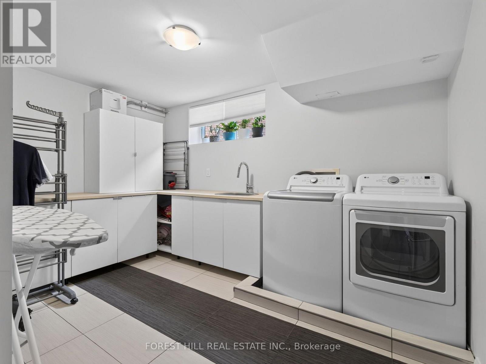 34 Mitre Place, Toronto, Ontario  M9R 3C4 - Photo 29 - W13663852
