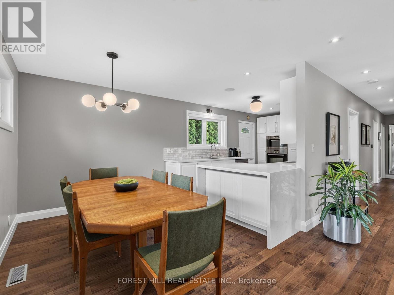 34 Mitre Place, Toronto, Ontario  M9R 3C4 - Photo 7 - W13663852