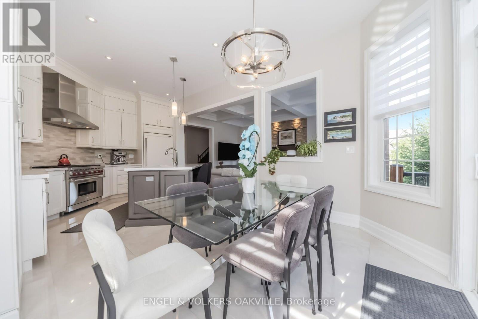 3 Holdroyd Court, Halton Hills, Ontario  L7G 0E8 - Photo 18 - W13663856