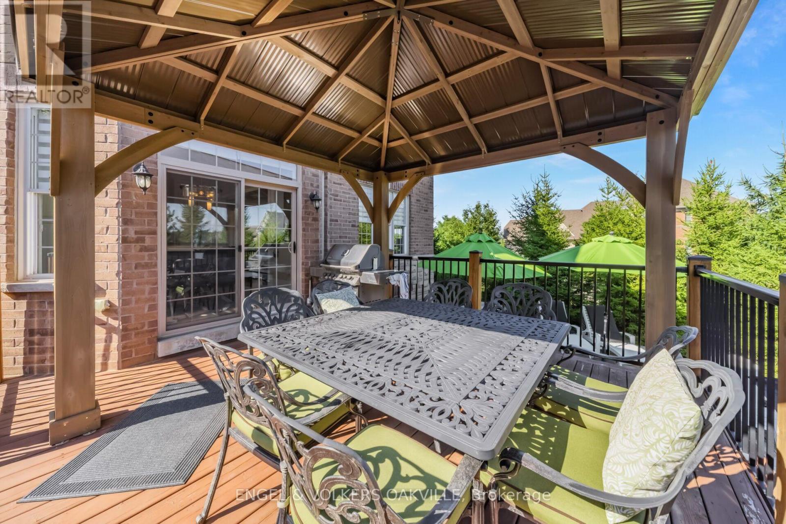 3 Holdroyd Court, Halton Hills, Ontario  L7G 0E8 - Photo 33 - W13663856