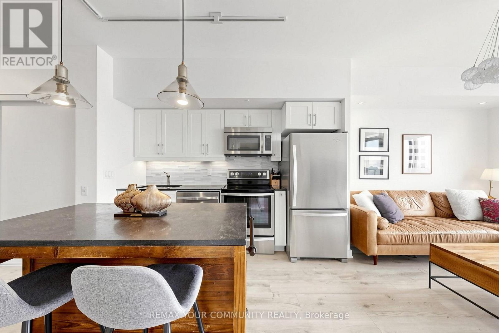 2304 - 105 The Queensway Avenue, Toronto, Ontario  M6S 5B5 - Photo 14 - W13663872