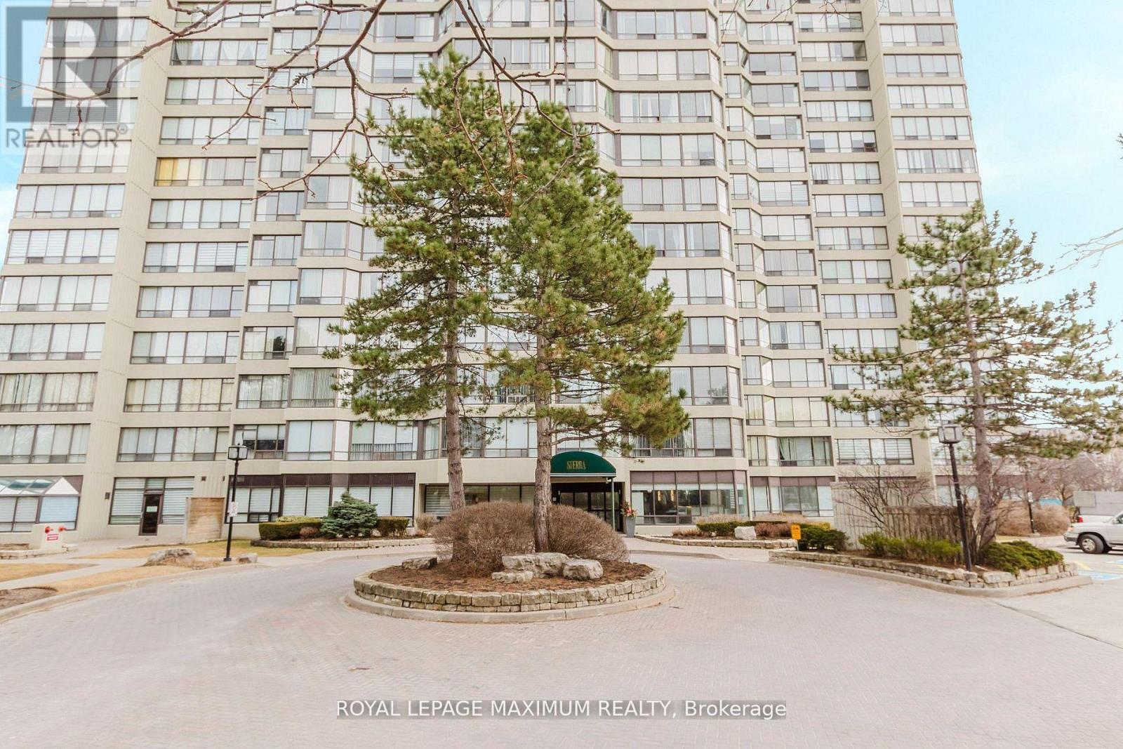 1101 - 26 HANOVER ROAD, Brampton, Ontario