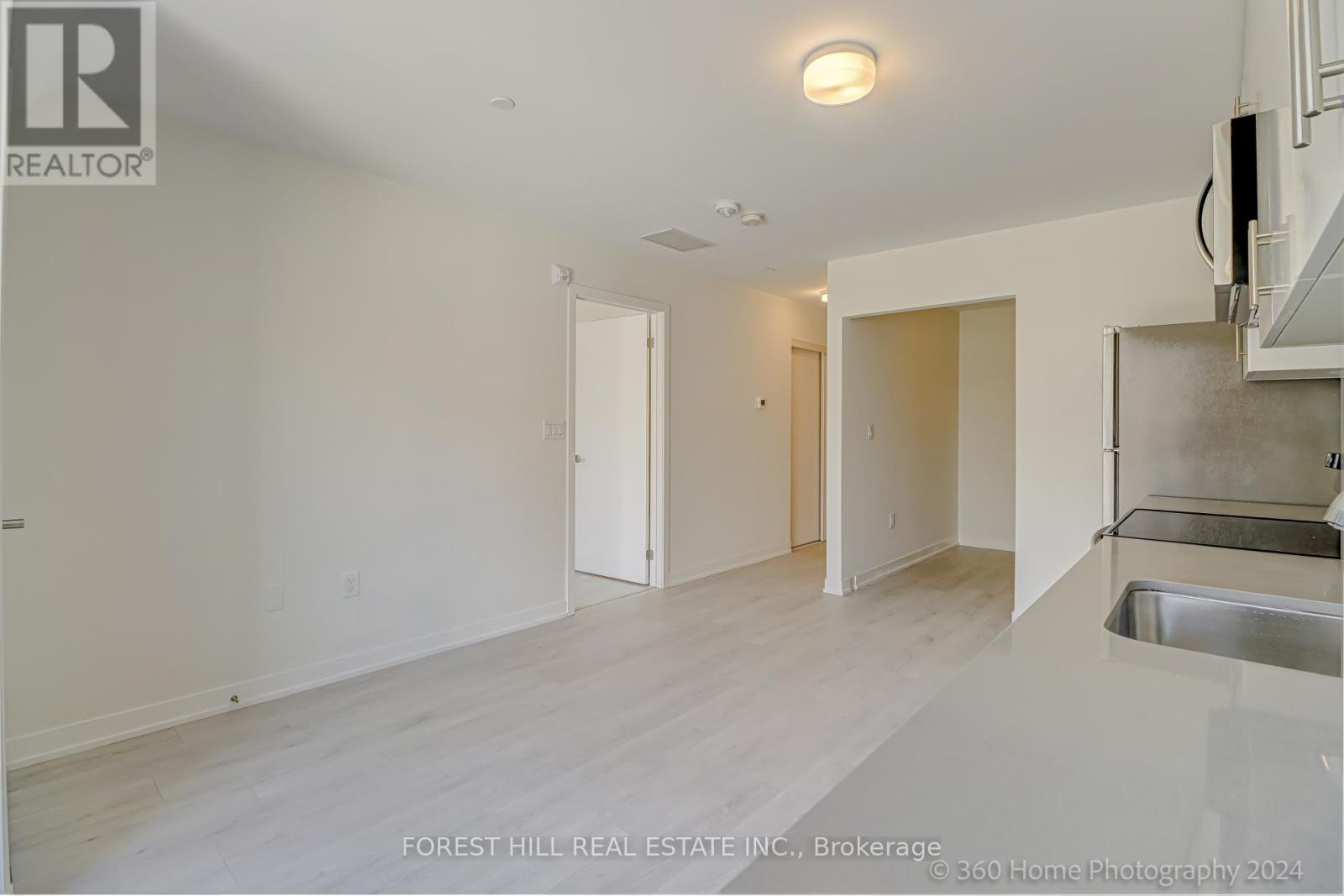 305 - 3401 Ridgeway Drive, Mississauga, Ontario  L5L 0B9 - Photo 12 - W13663910