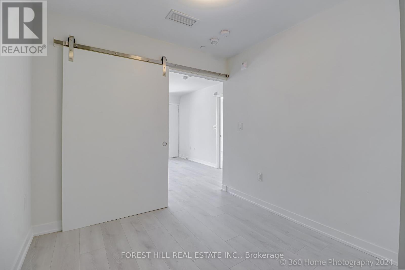 305 - 3401 Ridgeway Drive, Mississauga, Ontario  L5L 0B9 - Photo 14 - W13663910