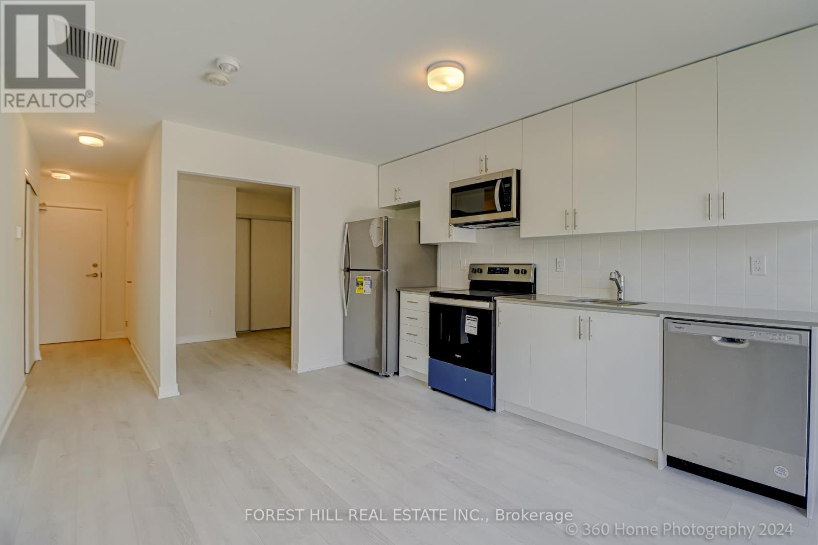 305 - 3401 Ridgeway Drive, Mississauga, Ontario  L5L 0B9 - Photo 8 - W13663910