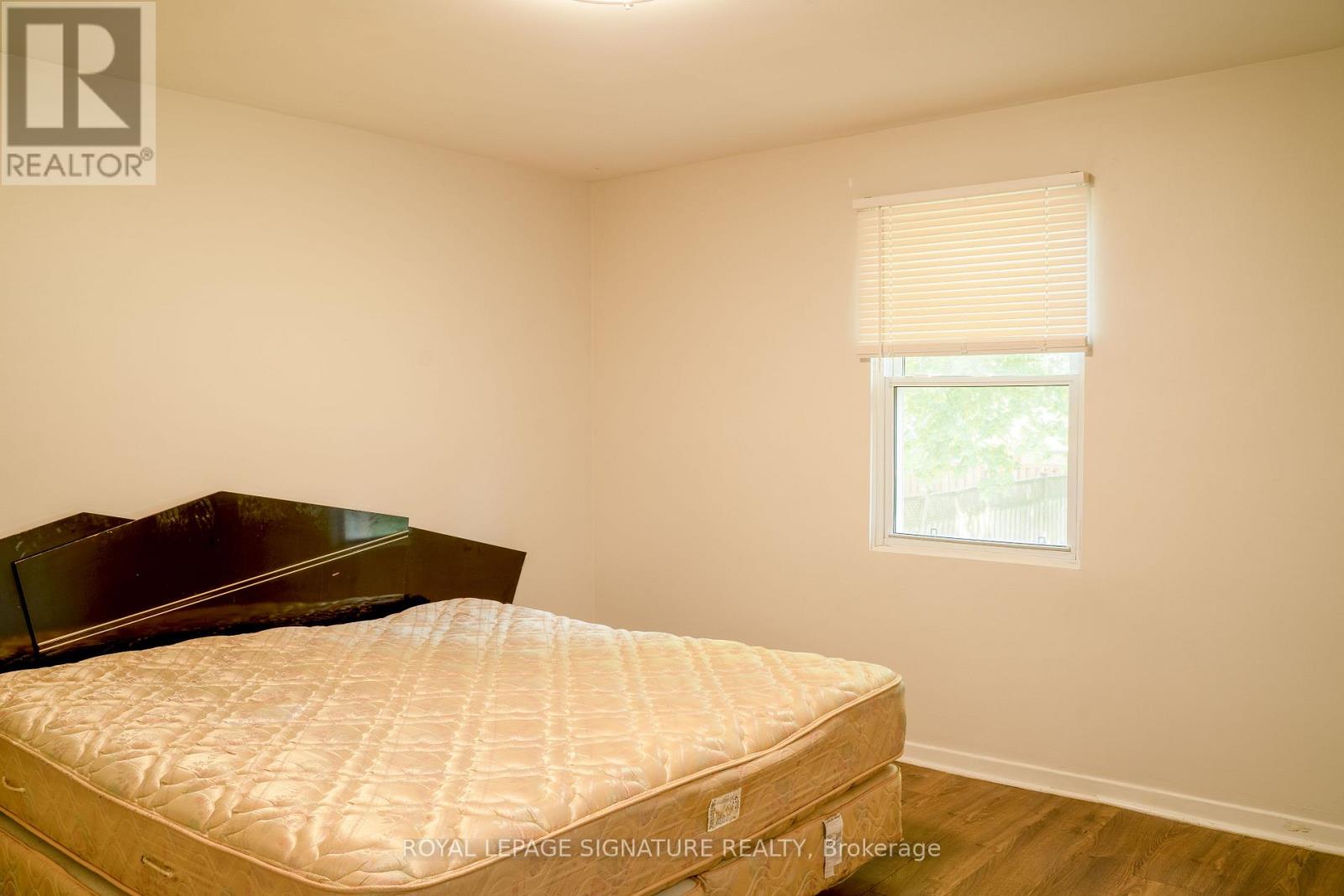 42 Kingsview Boulevard, Toronto, Ontario M9R 1T8 - Photo 9 - W13663912