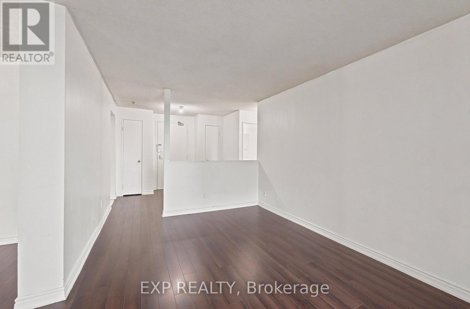 1114 - 155 Hillcrest Avenue, Mississauga, Ontario  L5B 3Z2 - Photo 11 - W13663956