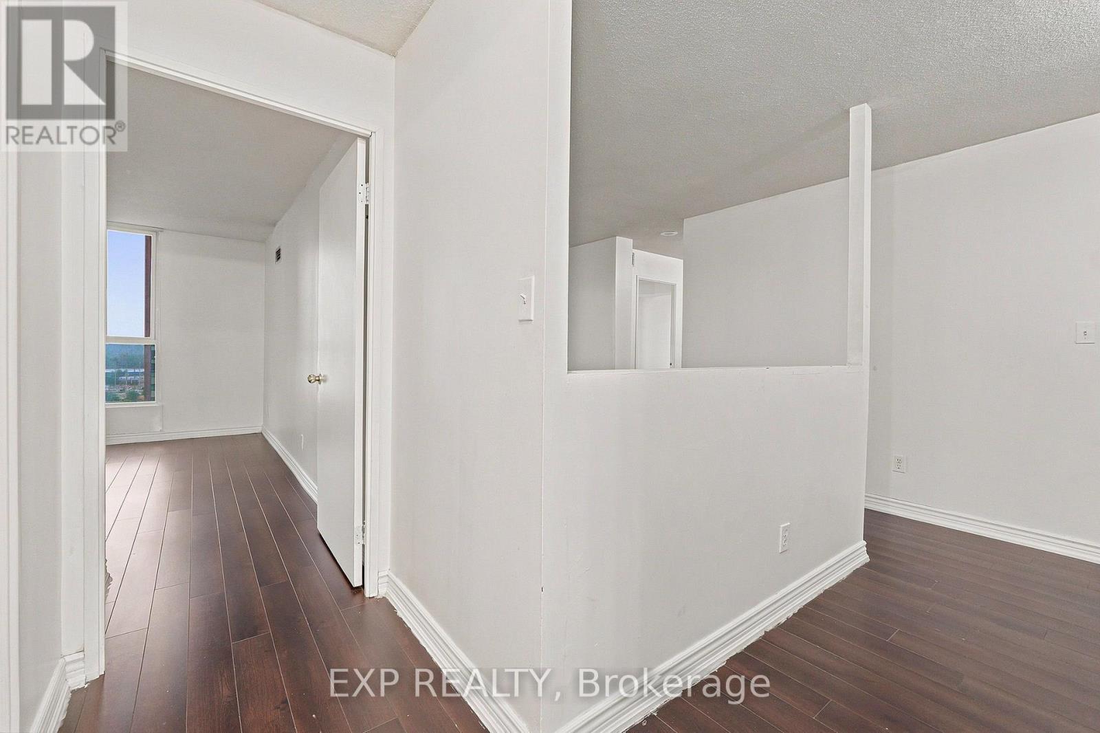 1114 - 155 Hillcrest Avenue, Mississauga, Ontario  L5B 3Z2 - Photo 27 - W13663956