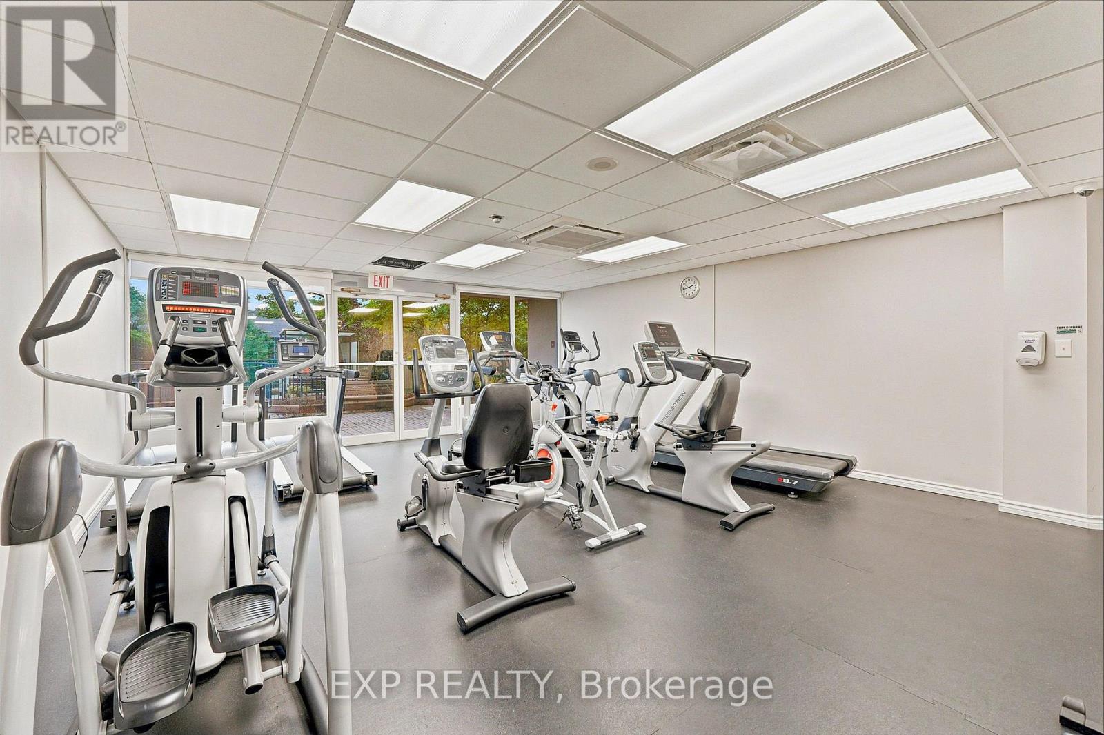 1114 - 155 Hillcrest Avenue, Mississauga, Ontario  L5B 3Z2 - Photo 42 - W13663956