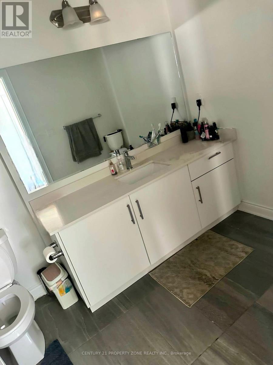 57 Bermondsey Way, Brampton, Ontario  L6Y 6J8 - Photo 11 - W13664034