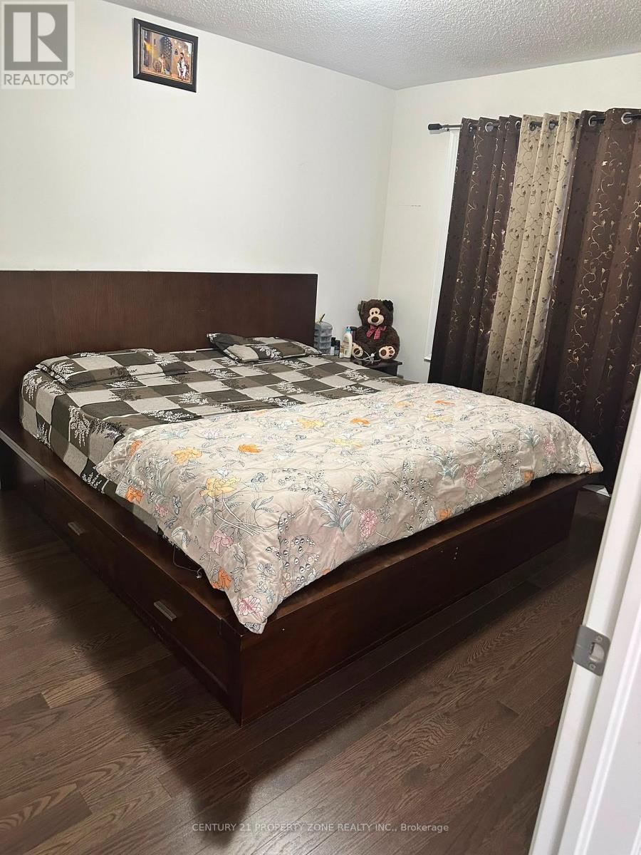 57 Bermondsey Way, Brampton, Ontario  L6Y 6J8 - Photo 9 - W13664034