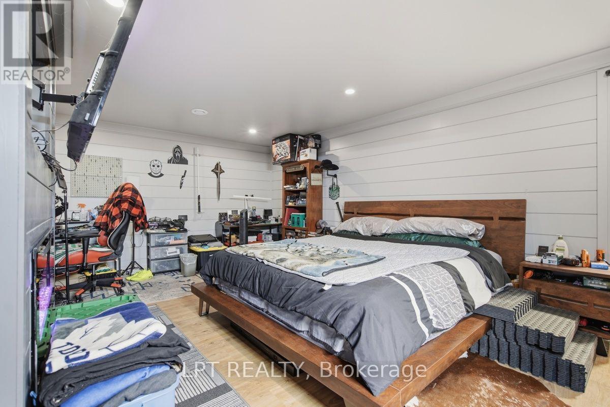 808 Elginfield Road, North Middlesex, Ontario  N0M 2K0 - Photo 15 - X13561818