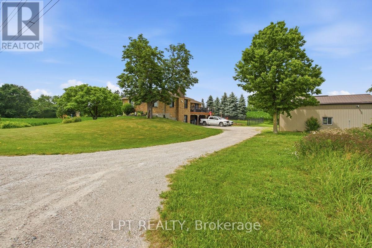 808 Elginfield Road, North Middlesex, Ontario  N0M 2K0 - Photo 8 - X13561818
