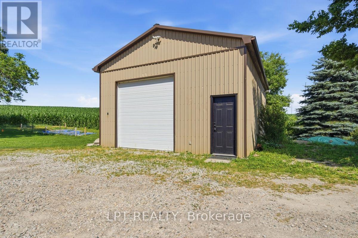 808 Elginfield Road, North Middlesex, Ontario  N0M 2K0 - Photo 6 - X13561818