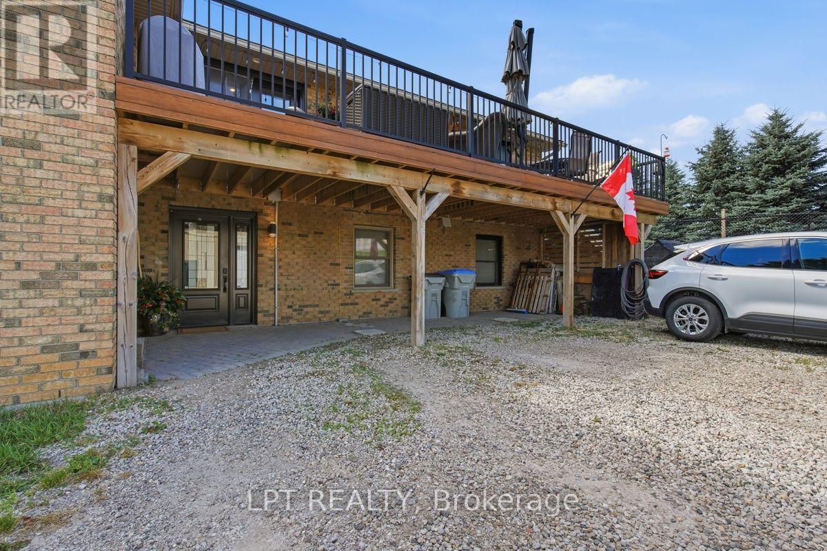 808 Elginfield Road, North Middlesex, Ontario  N0M 2K0 - Photo 9 - X13561818