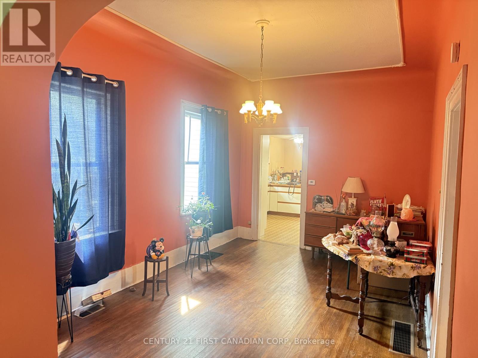 491 Central Avenue, London East, Ontario  N6B 2G2 - Photo 6 - X13663148