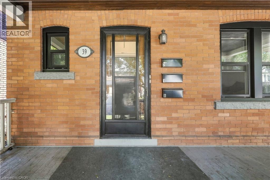 39 Garfield Avenue S Unit# 2, Hamilton, Ontario  L8M 2R9 - Photo 2 - 40855115