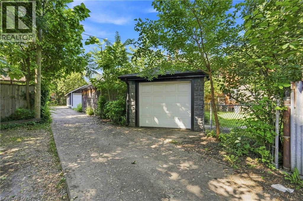 39 Garfield Avenue S Unit# 2, Hamilton, Ontario  L8M 2R9 - Photo 26 - 40855115