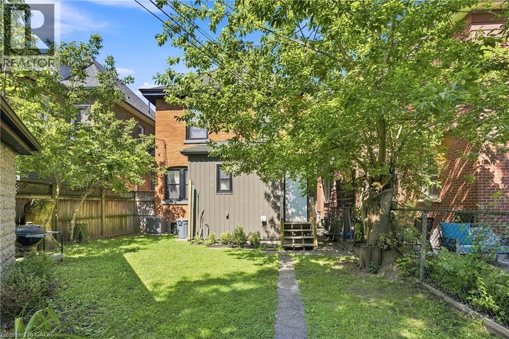39 Garfield Avenue S Unit# 2, Hamilton, Ontario  L8M 2R9 - Photo 27 - 40855115