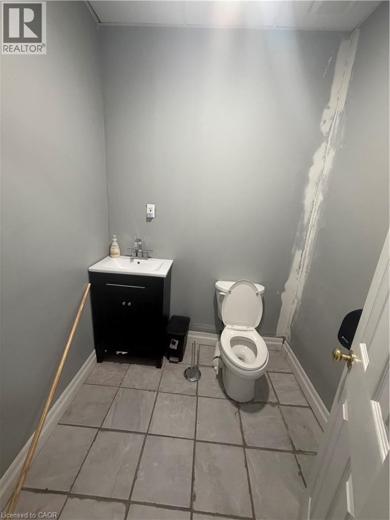 10 Sanford Avenue N, Hamilton, Ontario  L8L 5Y9 - Photo 8 - 40854663