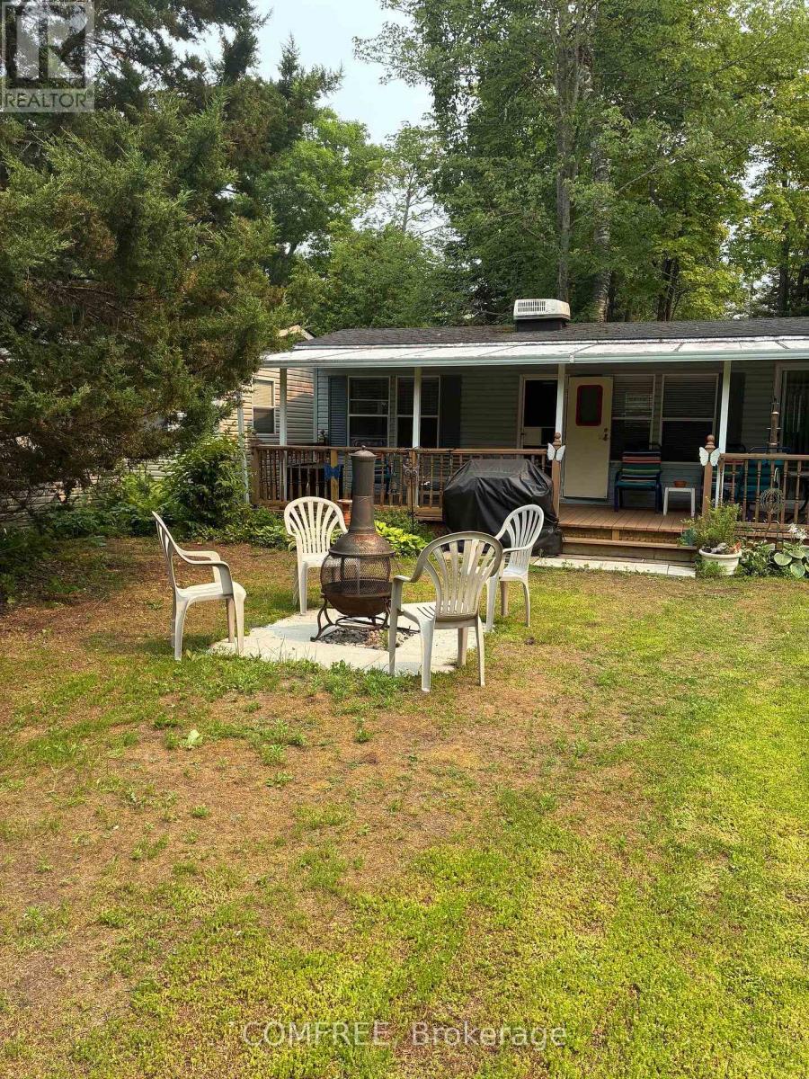 82 - 85 Theme Park Drive, Wasaga Beach, Ontario  L9Z 1X7 - Photo 19 - S13599130