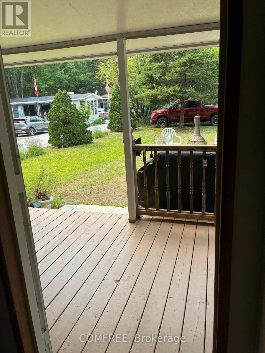 82 - 85 Theme Park Drive, Wasaga Beach, Ontario  L9Z 1X7 - Photo 16 - S13599130