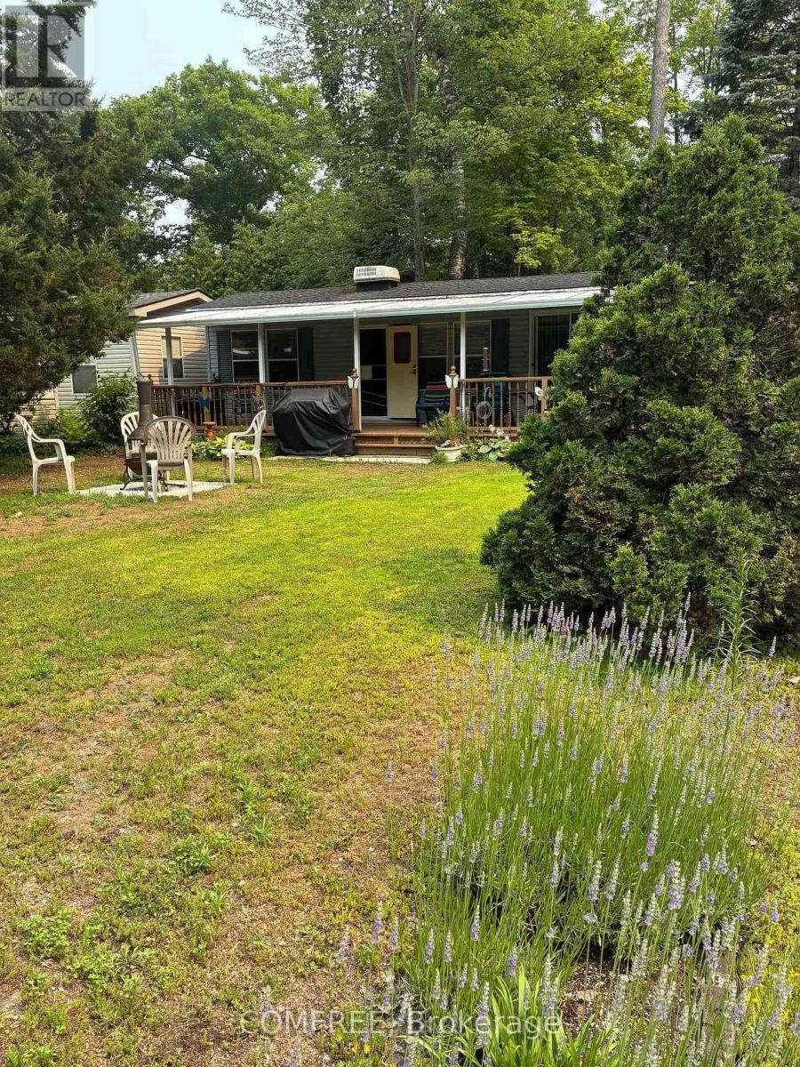 82 - 85 Theme Park Drive, Wasaga Beach, Ontario  L9Z 1X7 - Photo 24 - S13599130