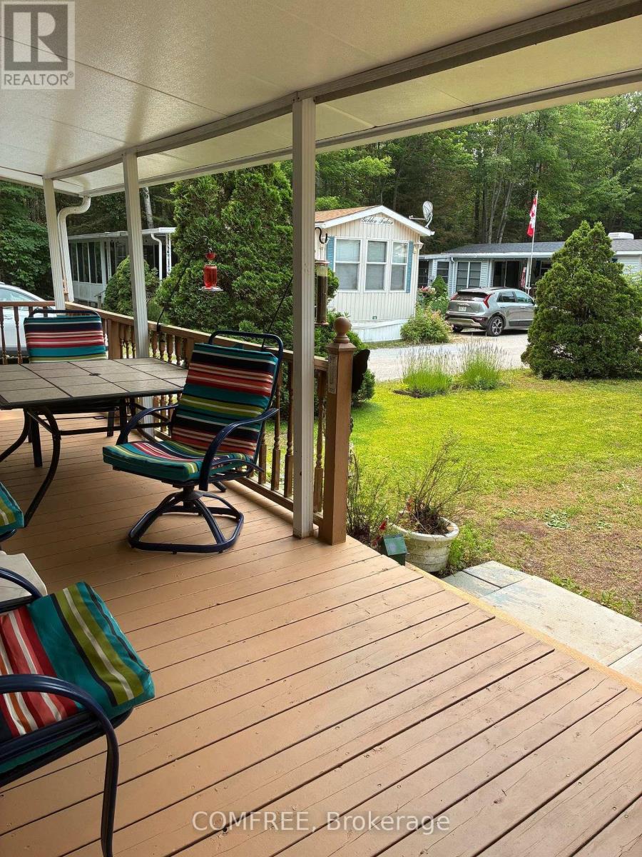 82 - 85 Theme Park Drive, Wasaga Beach, Ontario  L9Z 1X7 - Photo 17 - S13599130
