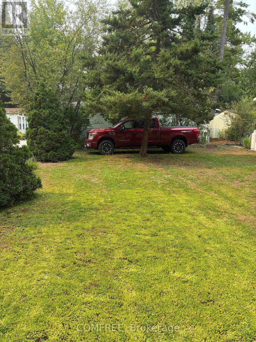 82 - 85 Theme Park Drive, Wasaga Beach, Ontario  L9Z 1X7 - Photo 25 - S13599130