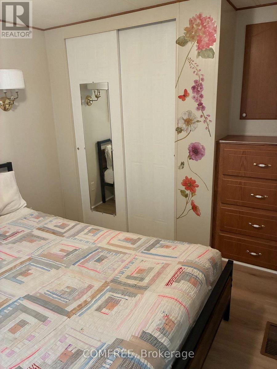 82 - 85 Theme Park Drive, Wasaga Beach, Ontario  L9Z 1X7 - Photo 9 - S13599130
